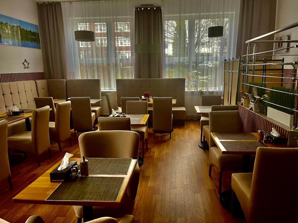 המבורג Hotel Denbu מראה חיצוני תמונה