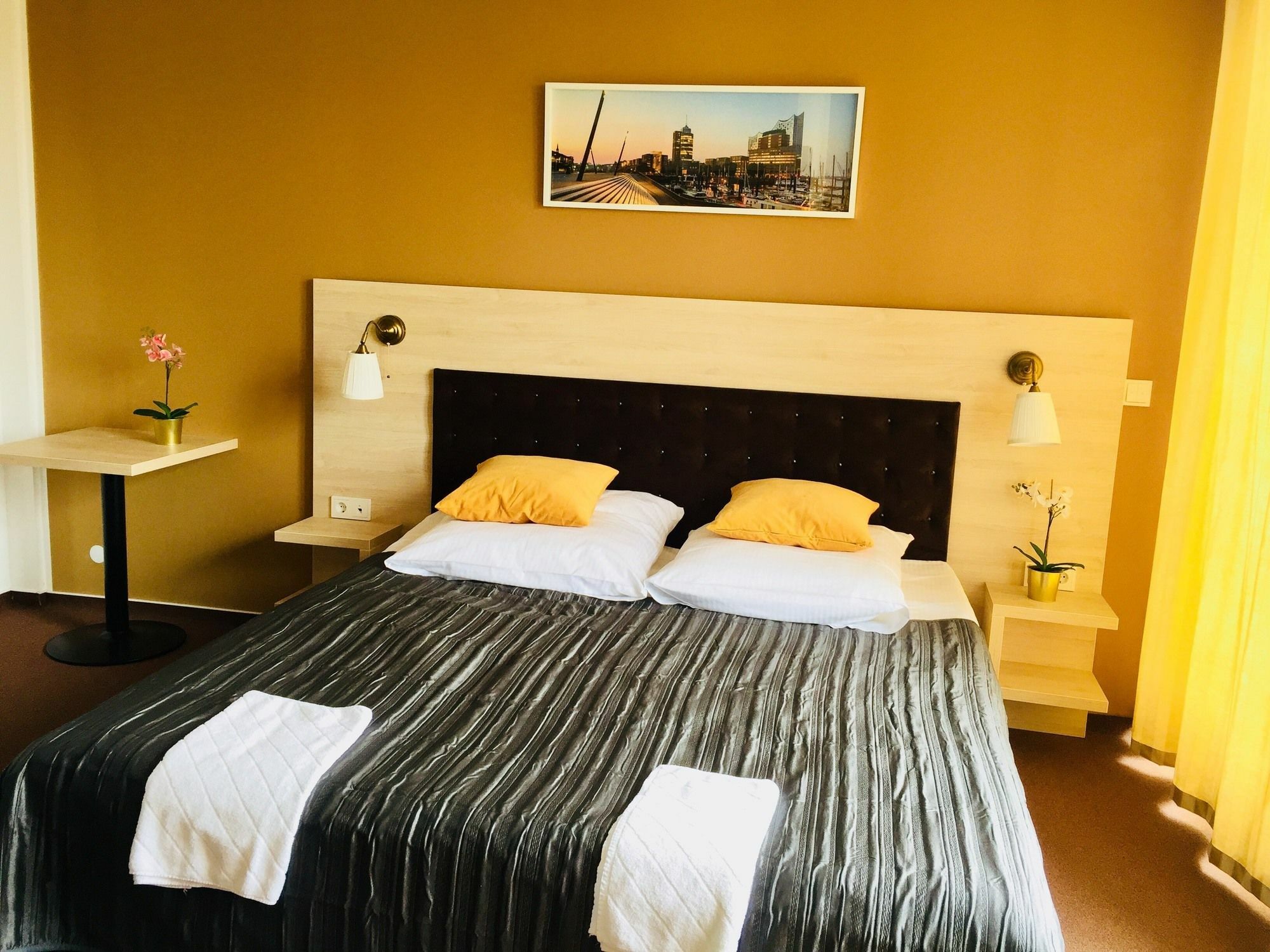 המבורג Hotel Denbu מראה חיצוני תמונה